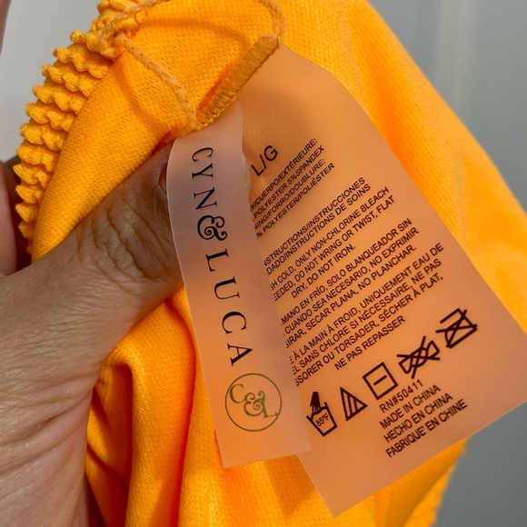 New CYN AND LUCA Pucker Ruched Back Bikini Bottoms Size L - Picture 6 of 8